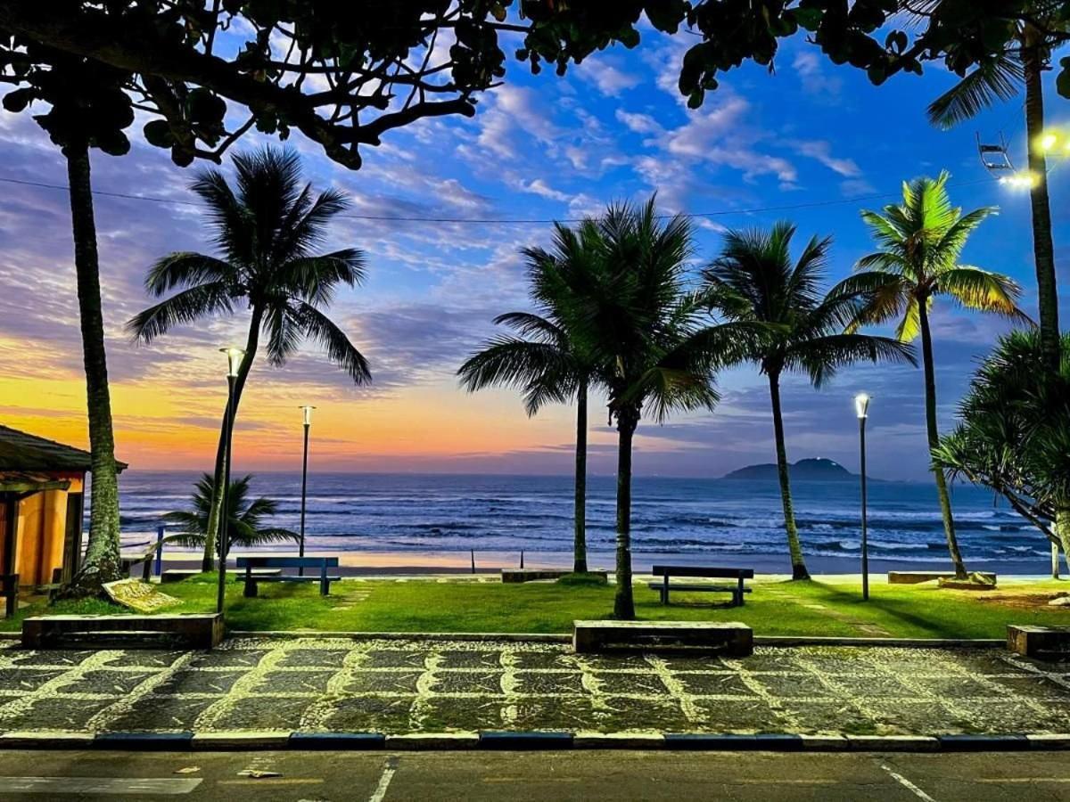 5E-Pe Na Areia Da Praia Do Tombo, 2 Quartos, Ar Cond, 2 Banheiros,2 Vagas+Roupas De Cama 瓜鲁雅 外观 照片